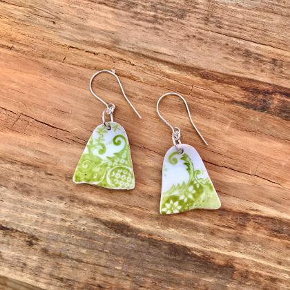Sweet vintage recycled lime green C..