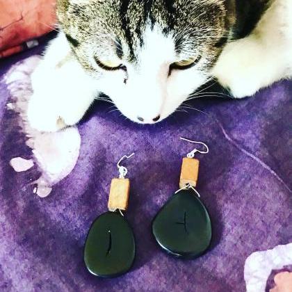 Gorgeous Black Boho Tagua Nut Dangle Earrings With..