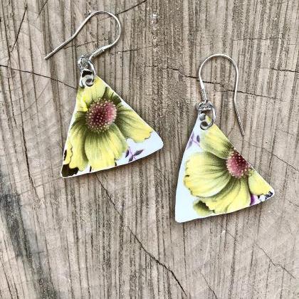 Sweet vintage recycled yellow flora..